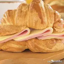 法国街头美食i羊角面包各种吃法,吃过5种以上的才配叫吃货