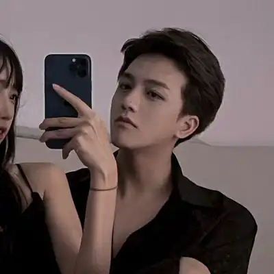 2023认证的恋爱情侣头像