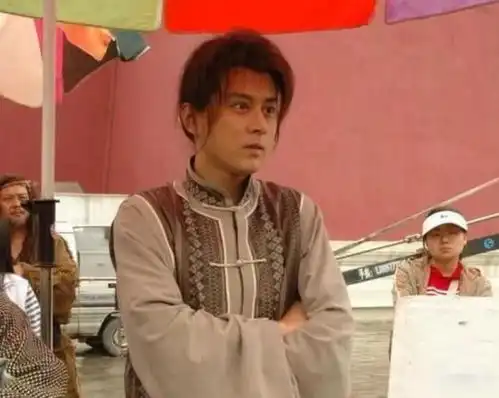 17岁被周星驰看中,签约10年只拍了2部戏,近照曝光,胖到认不出