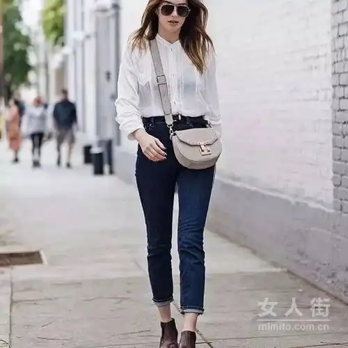 如何穿搭才能脱颖而出看欧美街拍达人示范