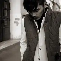 qq头像我以爲你会懂我丶男生欧美风