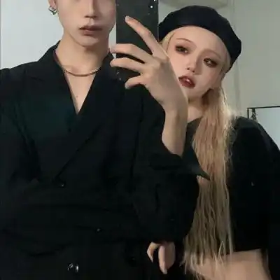 2023时尚恩爱情侣头像