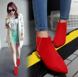 红色系头像可爱短靴