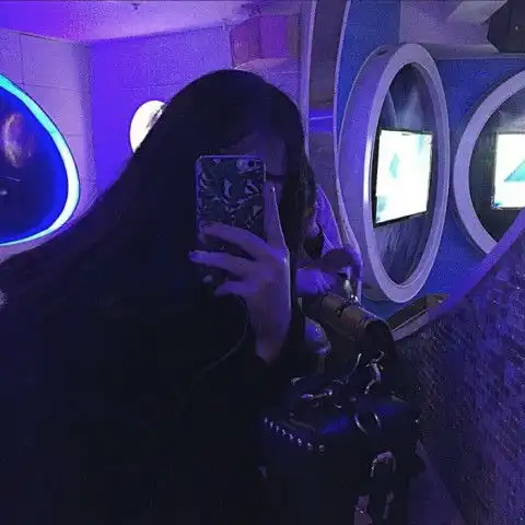 ins紫色少女头像浅喜似苍狗,深爱如长风