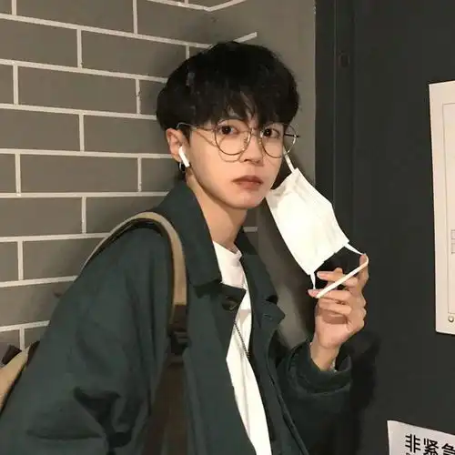 男生头像夏天真的很可爱吧