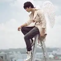 求一张真人天使qq头像