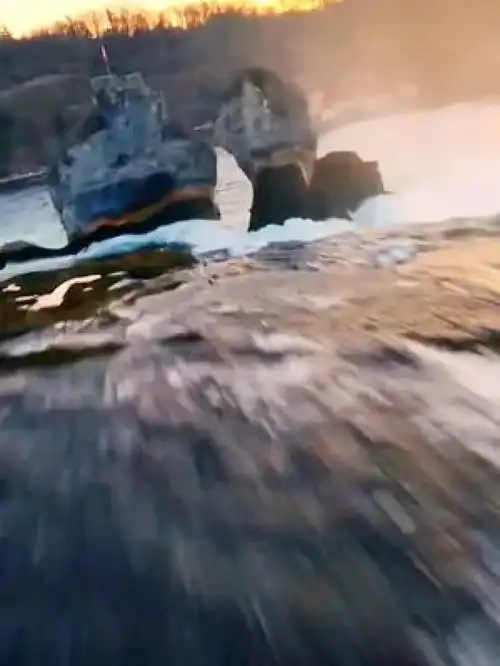 欧洲蕞美蕞大的莱茵河瀑布治愈系风景旅行风景