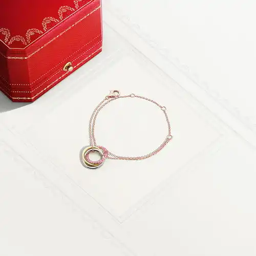 2021七夕限定系列大盘点之珠宝和腕表篇粉色最受欢迎,联名也仍然有吸引力