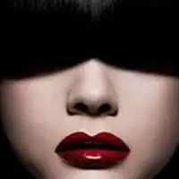 狼系女生头像烈焰红唇