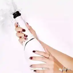 2017秋冬十大流行色美甲,谁做谁美