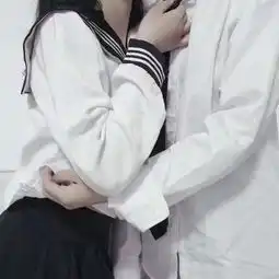 聊天对方总回4个字摆明暗恋你网友表白啊怂个锤子