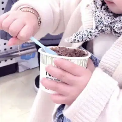 520可爱情侣头像萌系一人一张前面那个妞我看上了