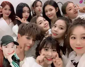 德云女孩过年了德云社团综官宣