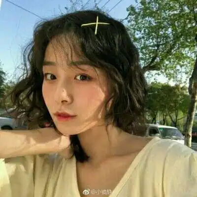 绿色系头像女清新绿色同一人系列多张