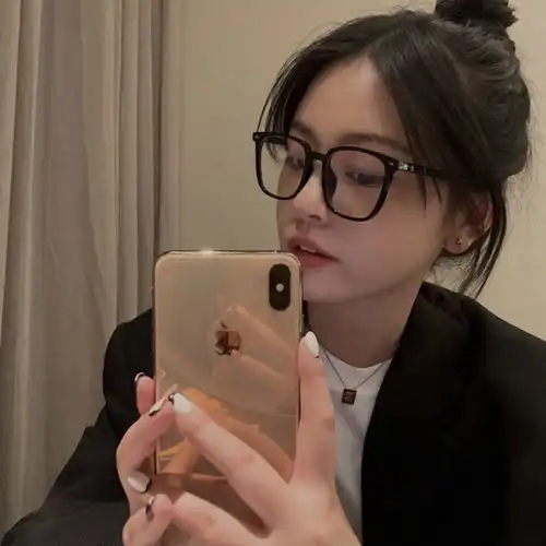 ins神仙女生头像