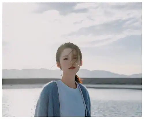 淡颜脸女生的4个特征,风格选对了美貌能翻倍