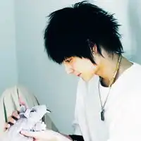 爱不用太礼貌阳光qq男生头像