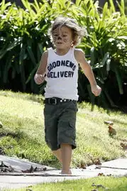 好有爱看看明星家的萌系宝宝