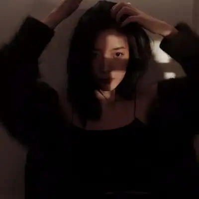 溺毙伤感意境风气质女头.我算什女生头像我要个性网