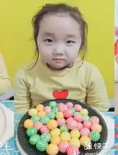 吃播小美女吃西瓜泡泡糖