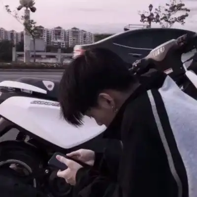 你介意跟我这个死对头兼半个下男生头像我要个性网