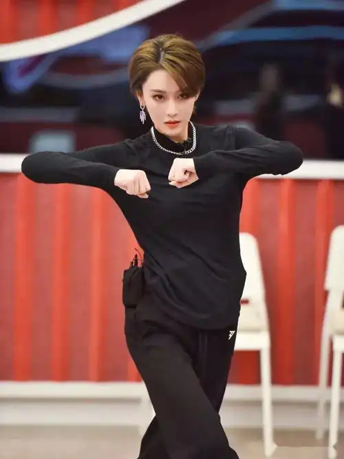 张馨予千秋无绝色,悦目是佳人