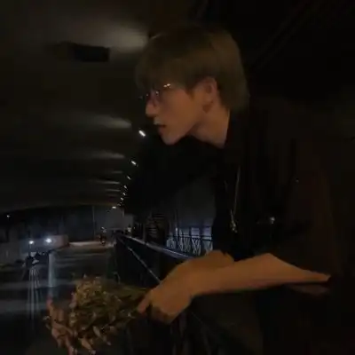 暗黑系超好看男生真人头像大全希望阳光很暖微风不燥时光刚好你我都好