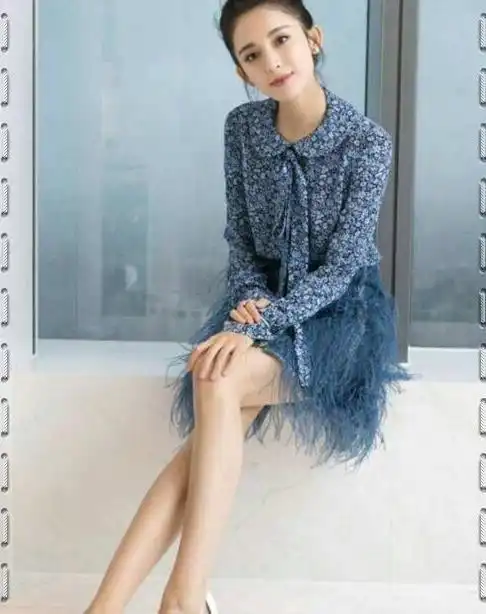 欧阳娜娜和古力娜扎穿同款美少女战士t恤衫,一黑一白谁更惊艳