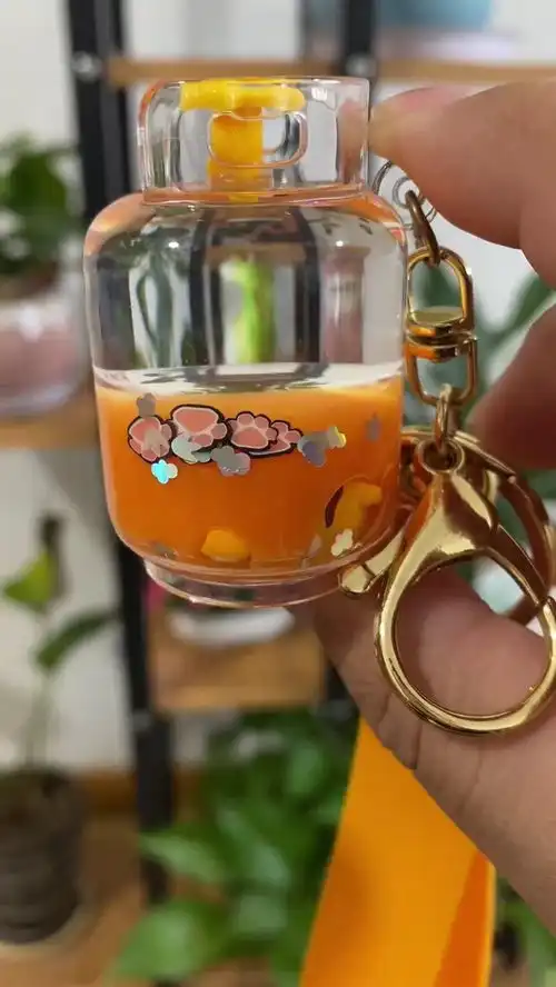 男朋友送的小老虎也太可爱了呆呆萌萌的好喜欢