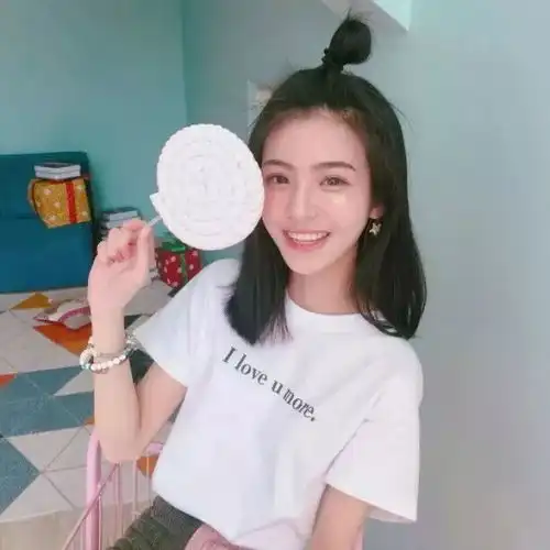 微笑女生头像,爱笑的女生运气不会太差