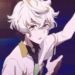 找蓝发紫瞳的动漫女生谢谢还有下面这个出自哪里啊