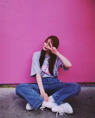 迪丽热巴穿搭好迷人,是20多岁女生穿搭百科书,就该她走红