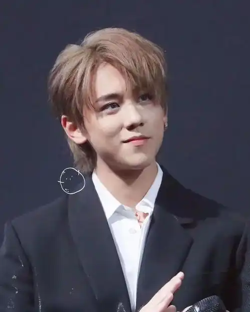 王晶怒批姜涛苦口婆心,流量时代港娱振兴,得跟张国荣周润发取经