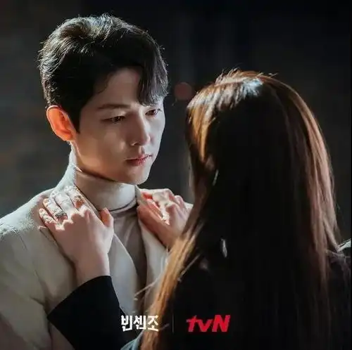 文森佐一共多少集呢宋仲基和一群人的淘金记,爆笑如雷