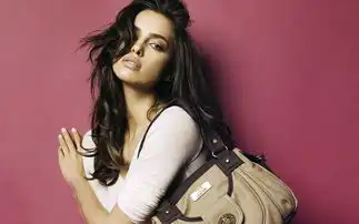 超模伊莉娜莎伊克irinashayk桌面壁纸