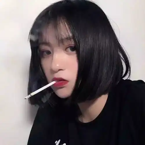 蓝色高冷系头像女生短发