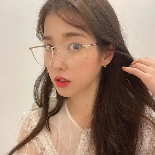 告诉你顾客今年流行这种温柔棕色,超显白