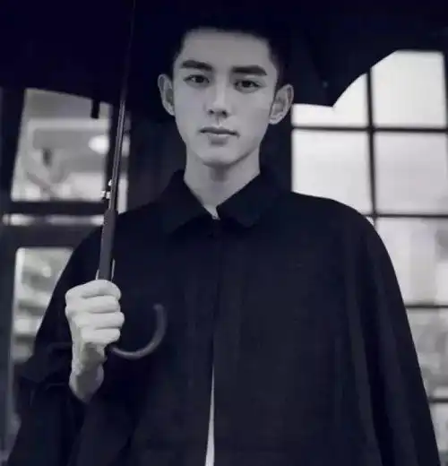 头像大全5大系列100张头像大全无关爱情的短句文案