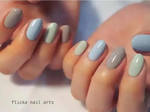 涂一抹蓝气质马上提升10款蓝色系美甲少女粉蓝都散发着唯美气质