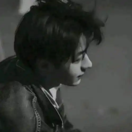 微信头像男生黑色系型男