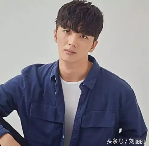 2018最帅气男神发型,非这4种莫属,剪完立马帅