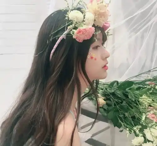 文艺小清新头像动漫女