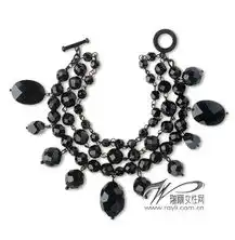 配饰让特例独行透透气