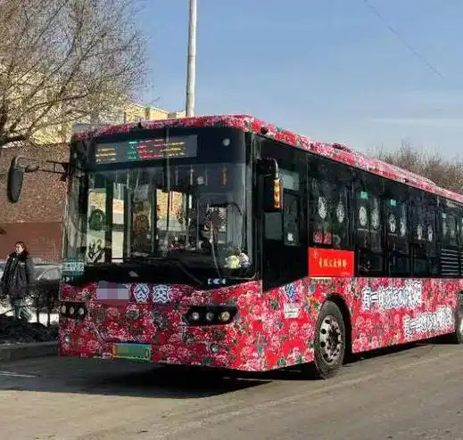 身高2.26米的李梦瑶,妈妈天天发愁白长这么漂亮,没人敢追