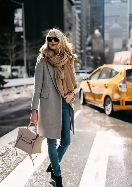 2018冬季围巾流行这么系,保暖时髦更显气质