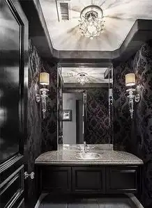 黑色系卫生间装修设计图