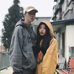 情侣微博头像哪有什么一见钟情都是我对你的小心机