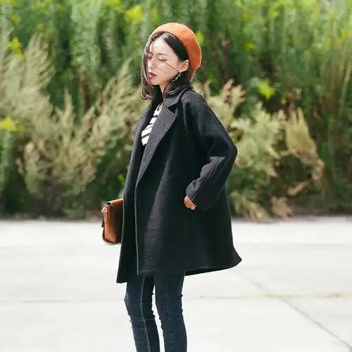 青春文艺的短款毛呢大衣,轻松驾驭,温柔显气质