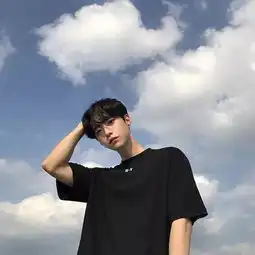 治愈系红白色头像男男生