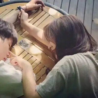 蓝色系情侣头像男韩系